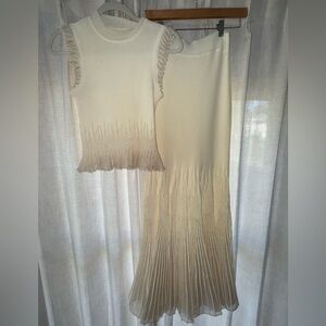 Commense Cream Sleeveless Maxi Dress